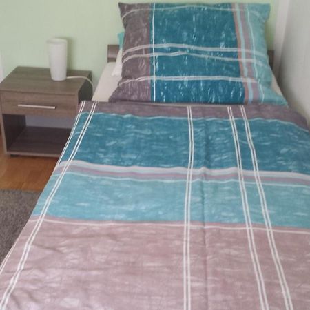 Ferienwohnung Poettershof كريفيلد المظهر الخارجي الصورة